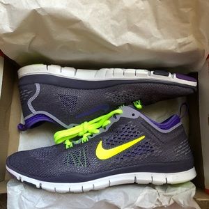 🌟SALE🌟 Nike Free 5.0 TR Fit